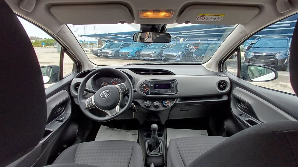 Toyota Yaris usata a Padova (11)