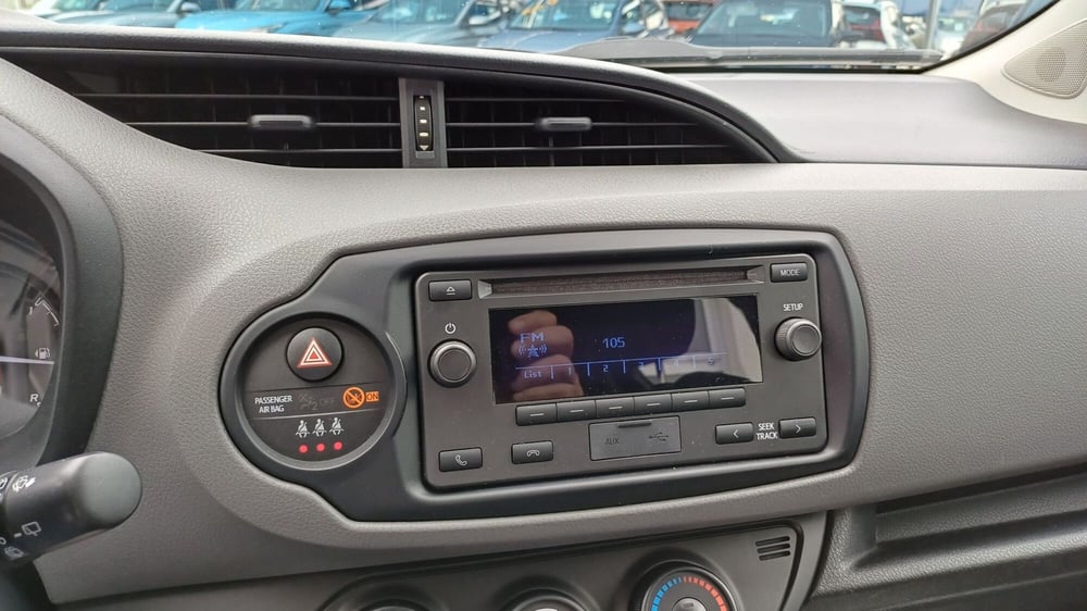 Toyota Yaris usata a Padova (12)
