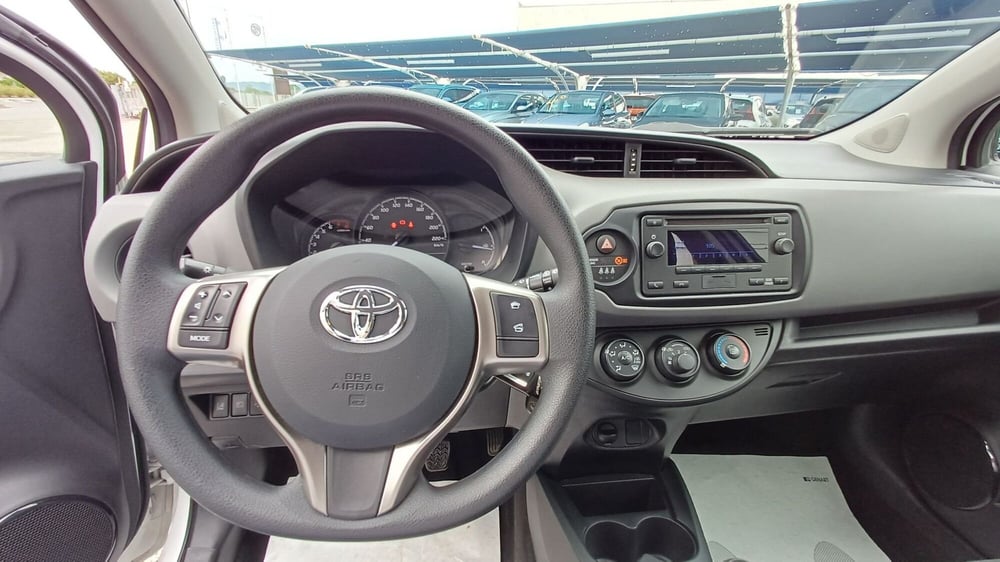 Toyota Yaris usata a Padova (17)