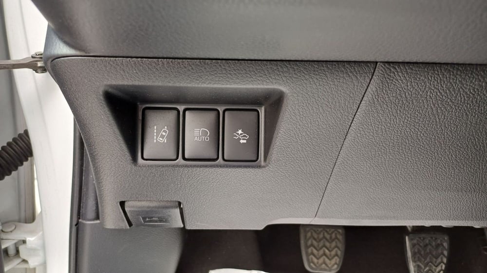 Toyota Yaris usata a Padova (18)