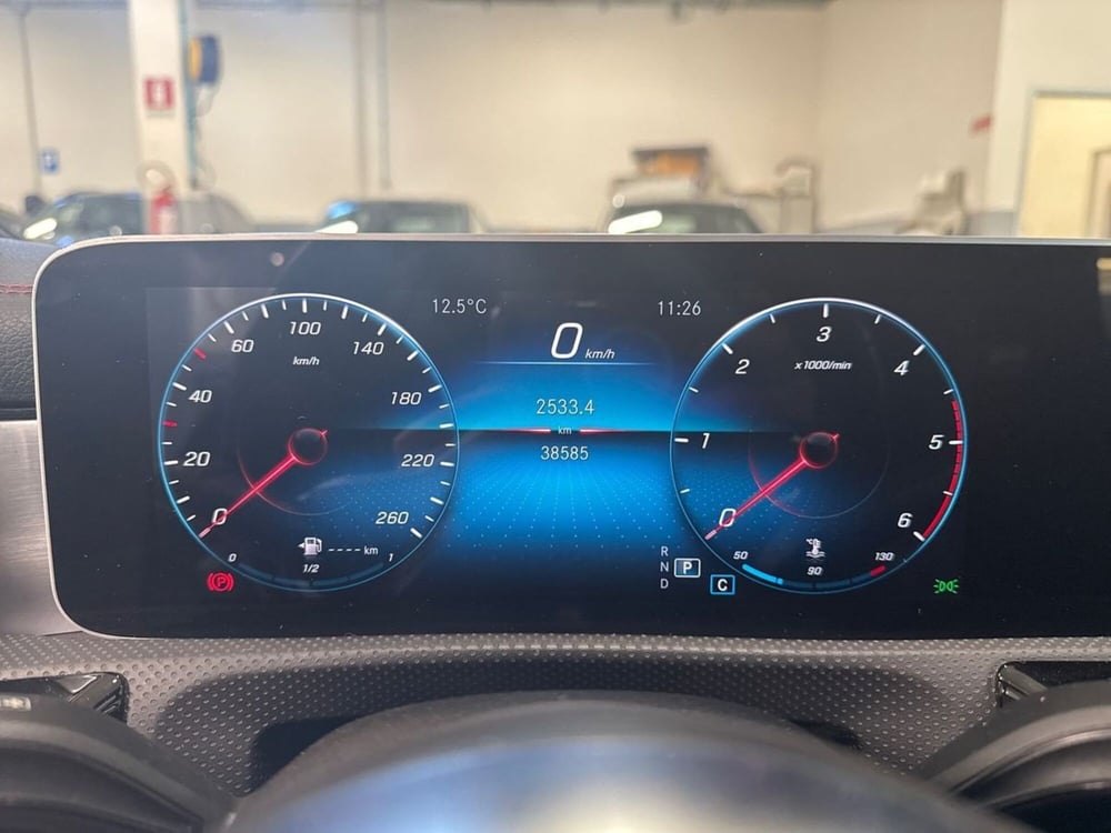 Mercedes-Benz CLA Shooting Brake usata a Prato (19)