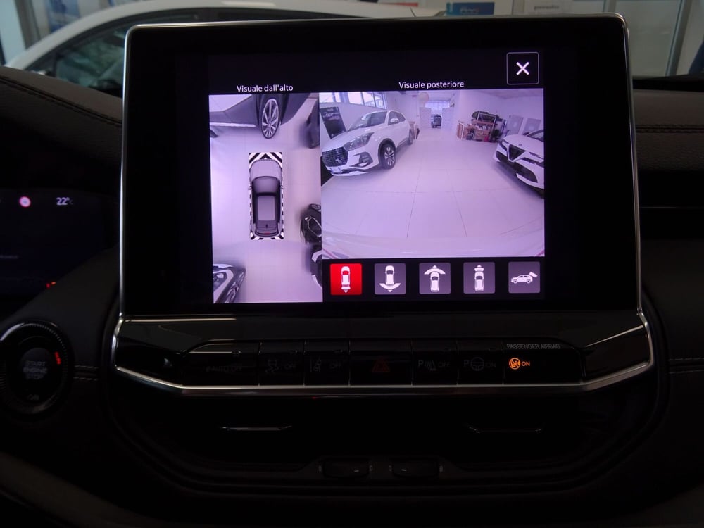 Jeep Compass usata a Venezia (17)