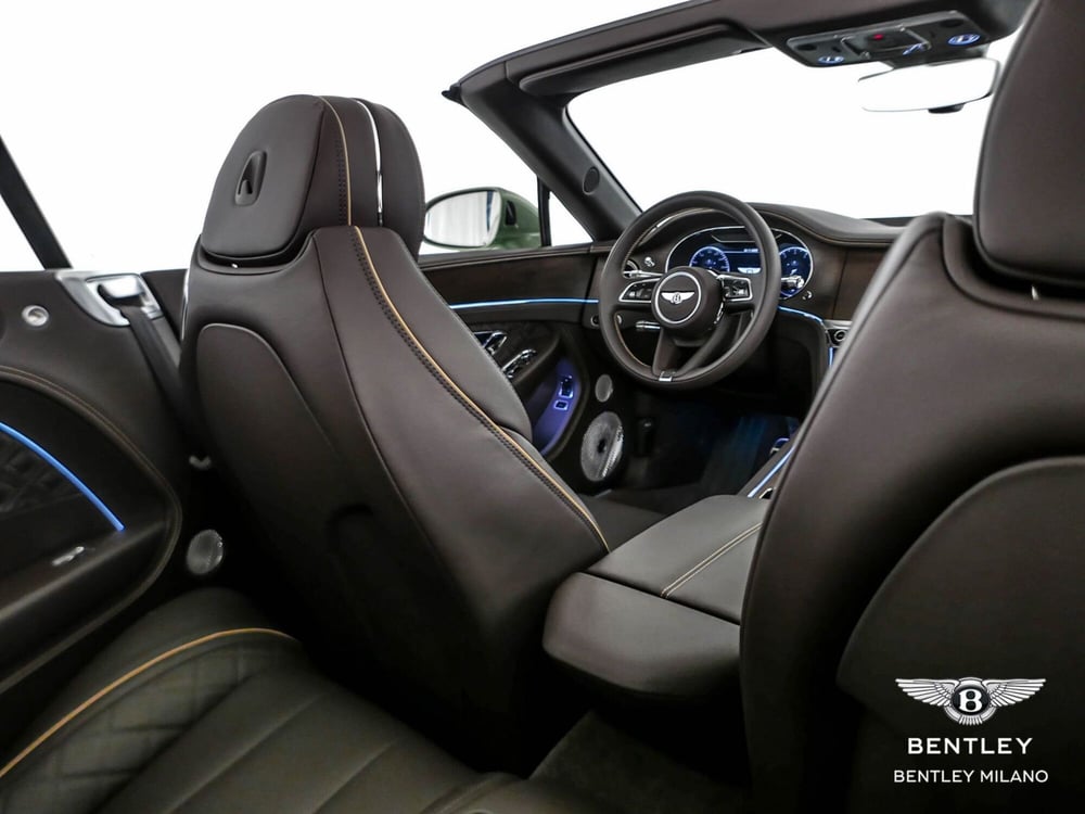 Bentley Continental GTC usata a Milano (13)