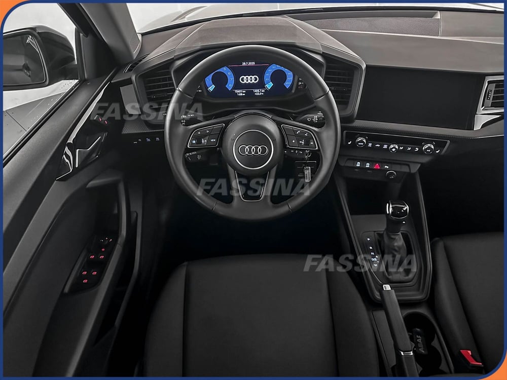 Audi A1 Sportback usata a Milano (10)