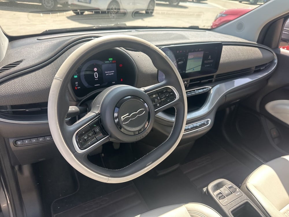 Fiat 500e usata a Cosenza (18)