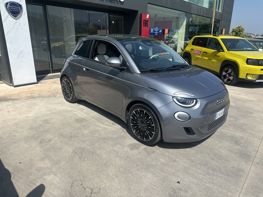Fiat 500e usata a Cosenza (2)