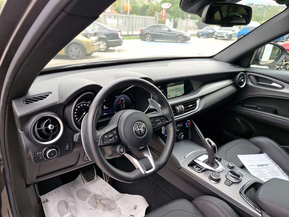 Alfa Romeo Stelvio usata a Cosenza (18)