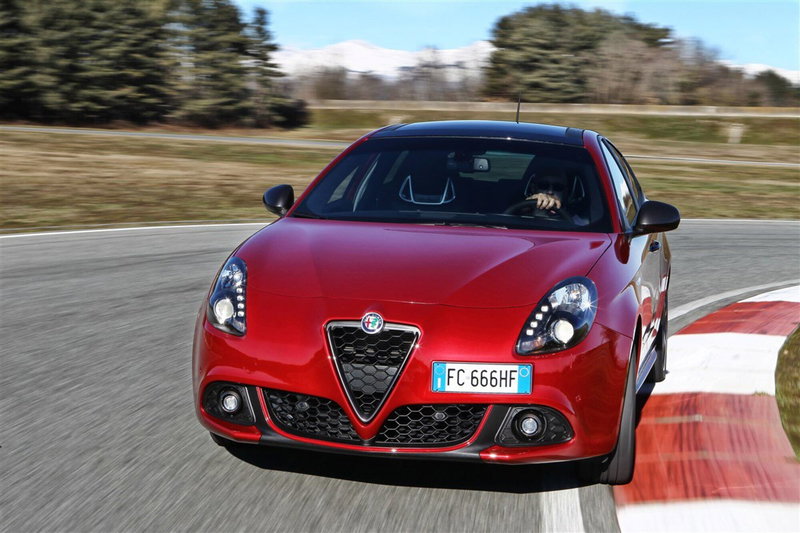 Alfa Romeo Giulietta usata a Cosenza (3)