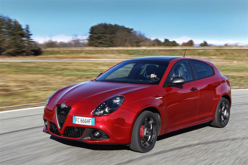 Alfa Romeo Giulietta usata a Cosenza (4)
