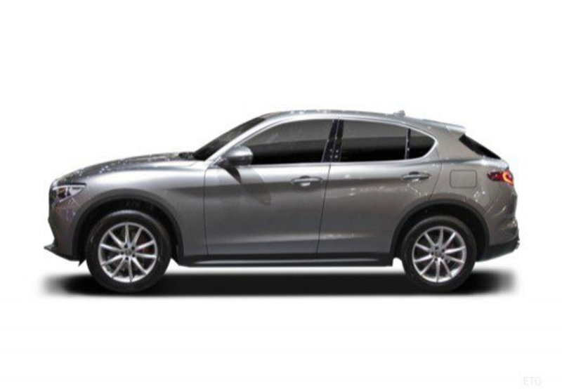 Alfa Romeo Stelvio usata a Cosenza (14)