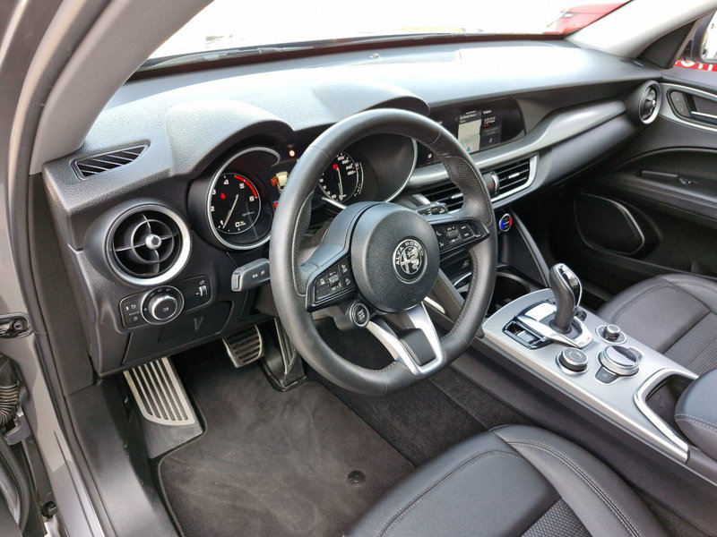 Alfa Romeo Stelvio usata a Cosenza (18)