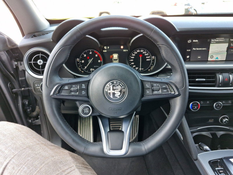 Alfa Romeo Stelvio usata a Cosenza (20)