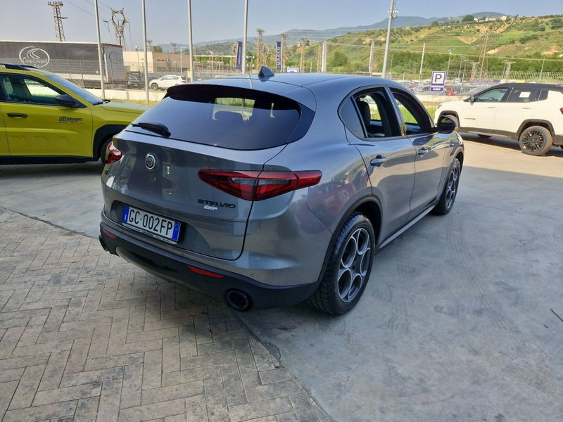 Alfa Romeo Stelvio usata a Cosenza (3)