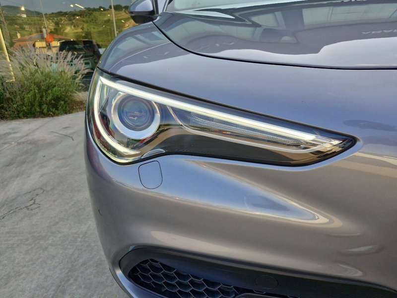 Alfa Romeo Stelvio usata a Cosenza (9)