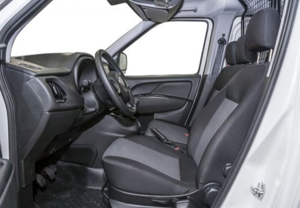 Fiat Doblò Furgone usata a Cosenza (7)