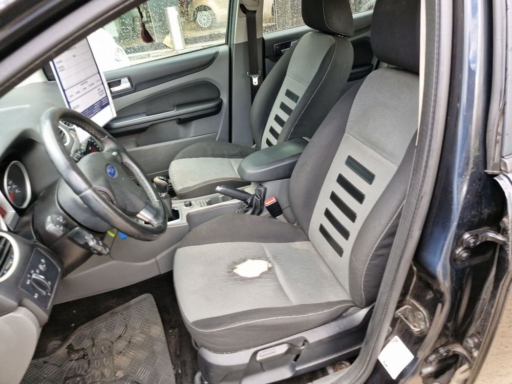 Ford Focus Station Wagon usata a Cosenza (17)