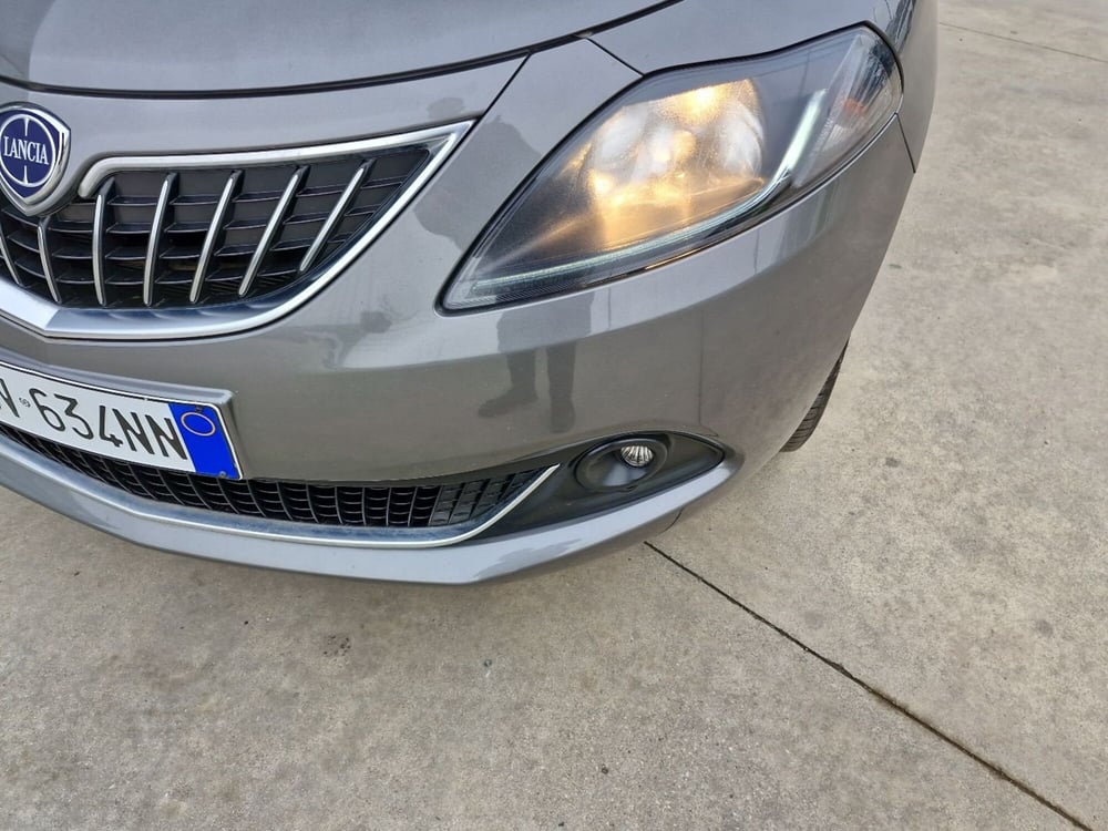 Lancia Ypsilon usata a Cosenza (16)