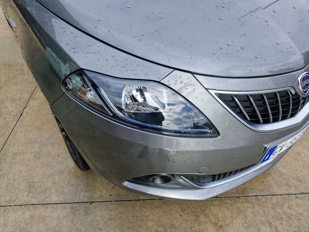 Lancia Ypsilon usata a Cosenza (9)