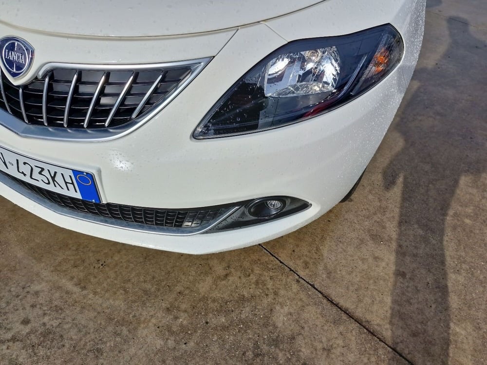 Lancia Ypsilon usata a Cosenza (16)