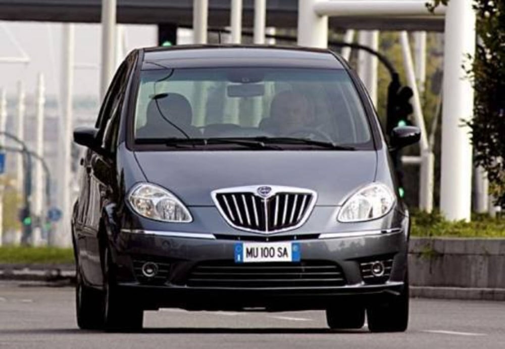 Lancia Musa usata a Cosenza (20)