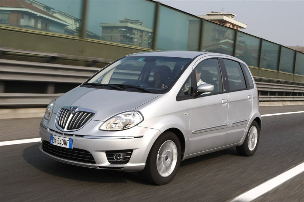 Lancia Musa usata a Cosenza (6)