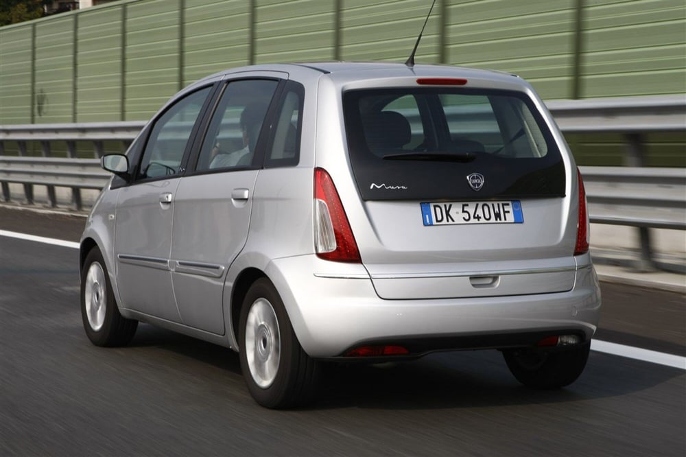 Lancia Musa usata a Cosenza (7)