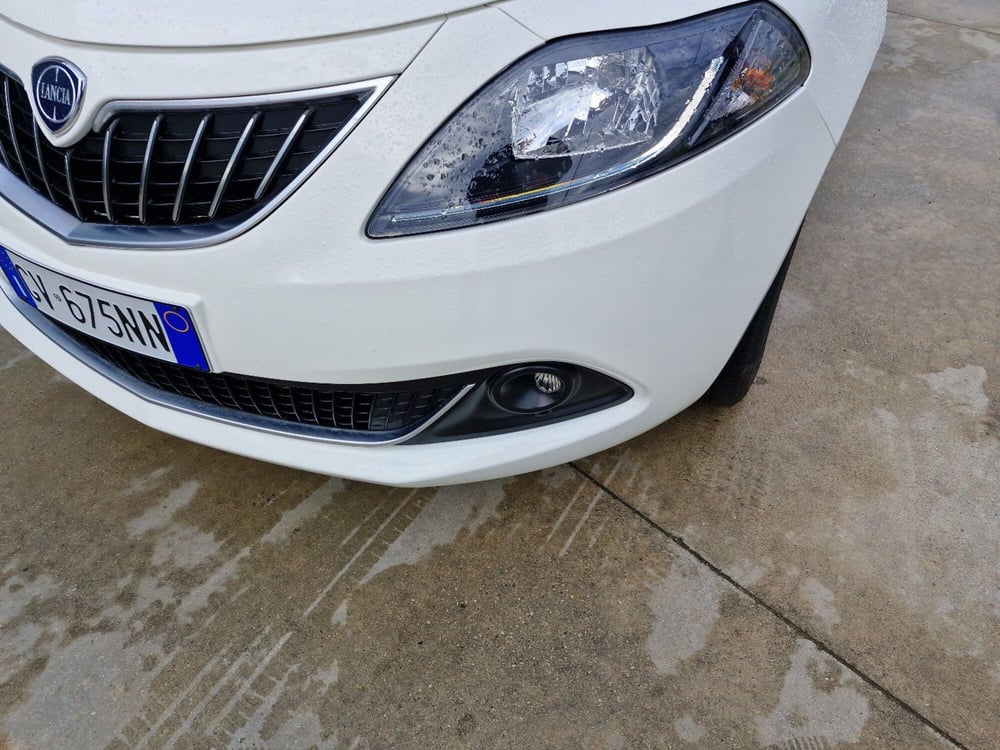 Lancia Ypsilon usata a Cosenza (15)
