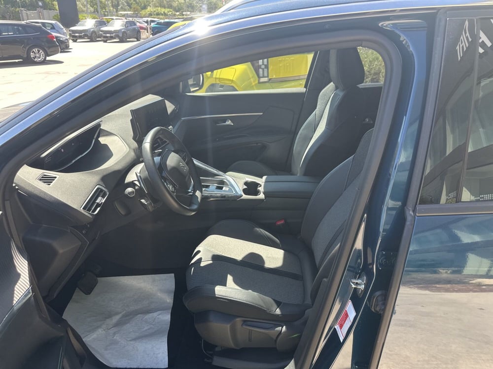 Peugeot 5008 usata a Cosenza (17)