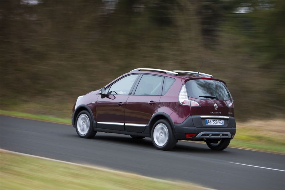 Renault Scénic X-Mod usata a Cosenza (9)