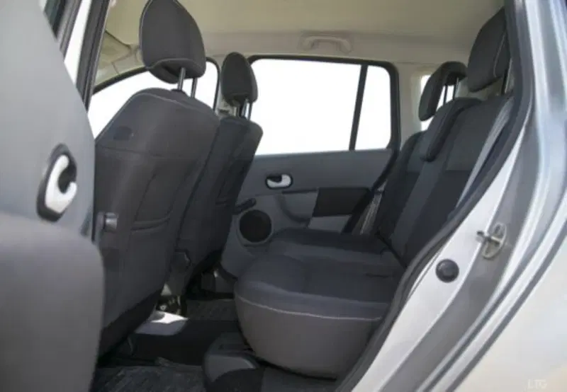 Renault Modus usata a Cosenza (17)