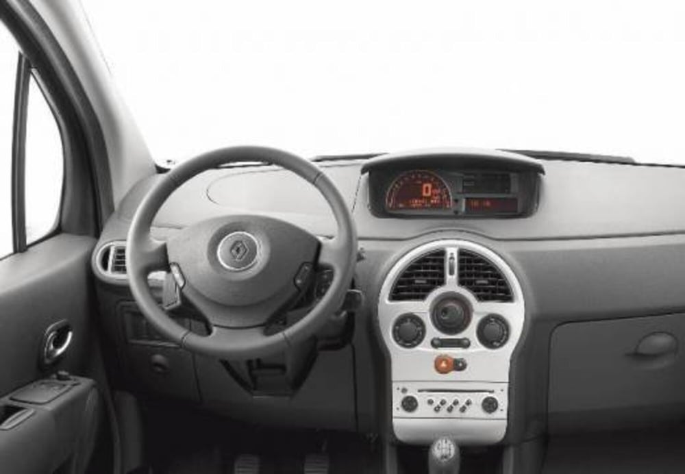 Renault Modus usata a Cosenza (18)