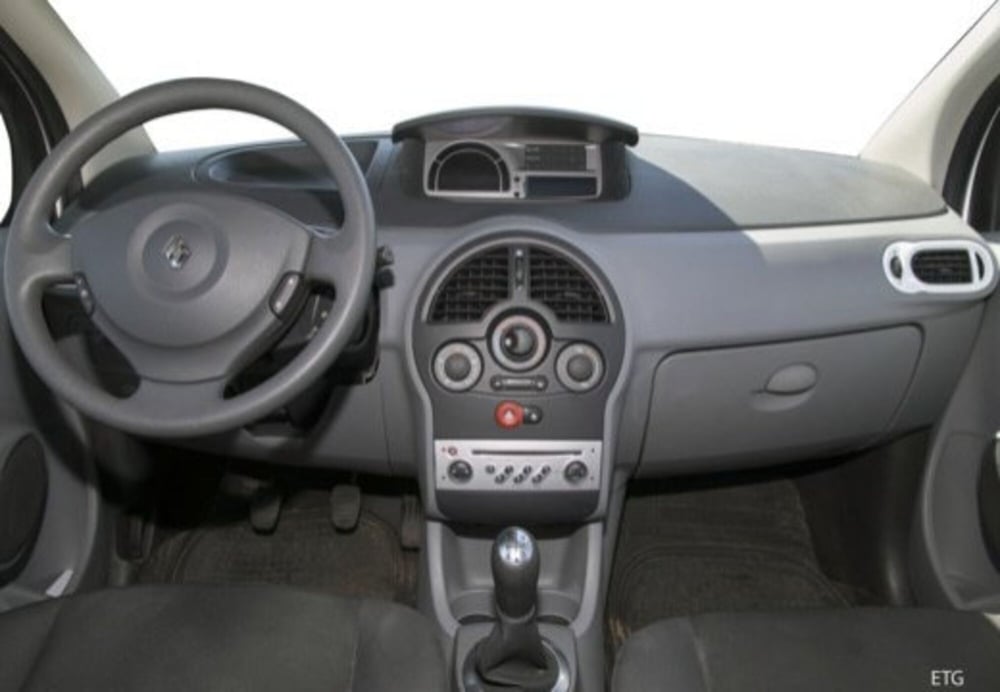 Renault Modus usata a Cosenza (19)