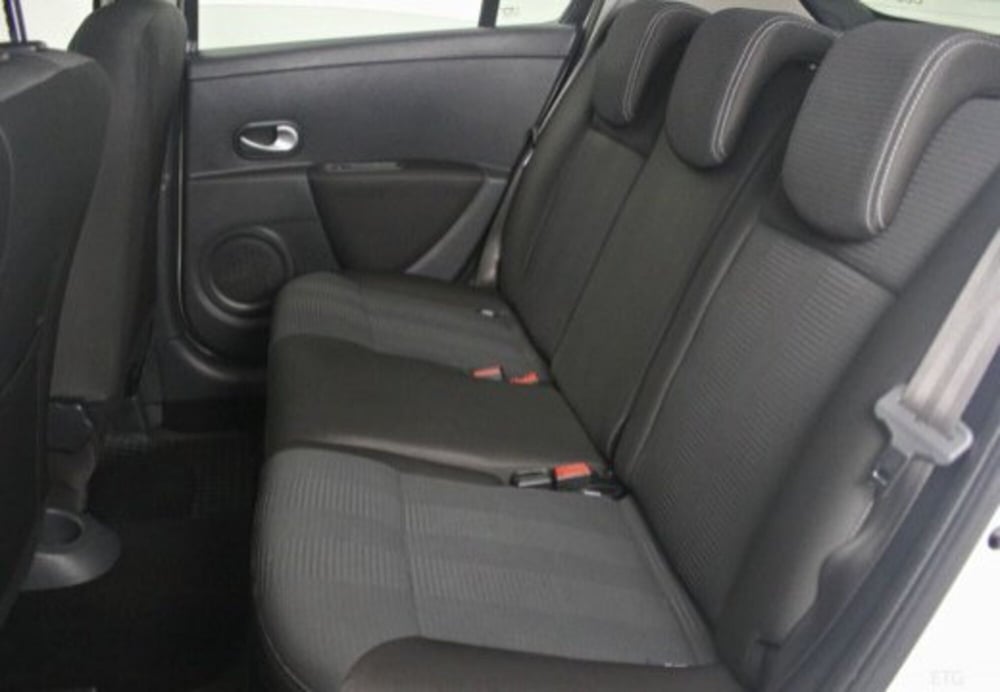 Renault Clio usata a Cosenza (14)