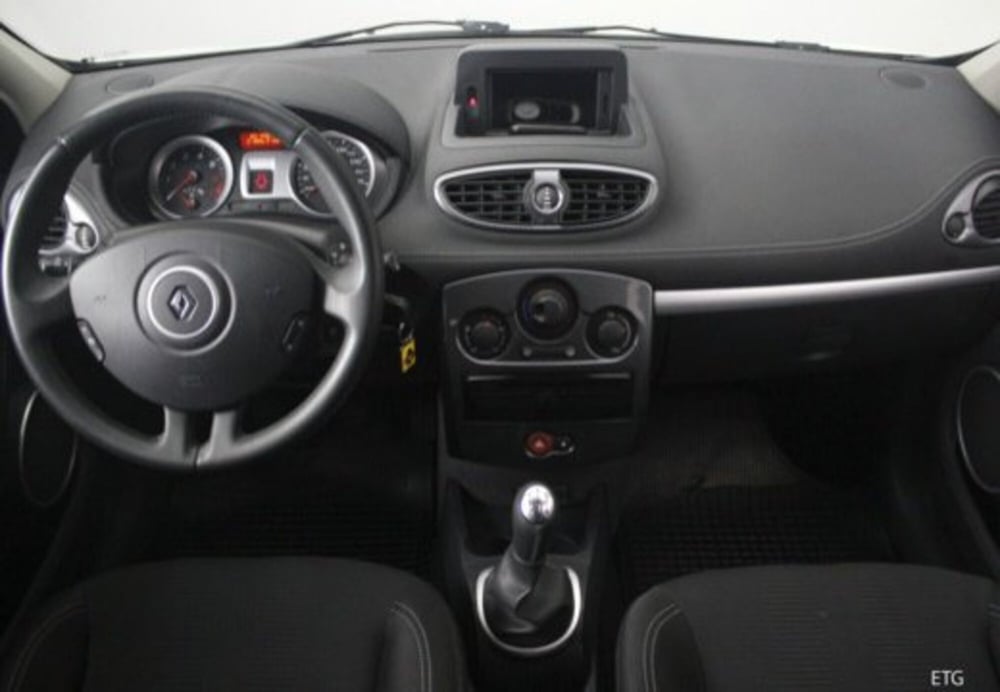 Renault Clio usata a Cosenza (16)