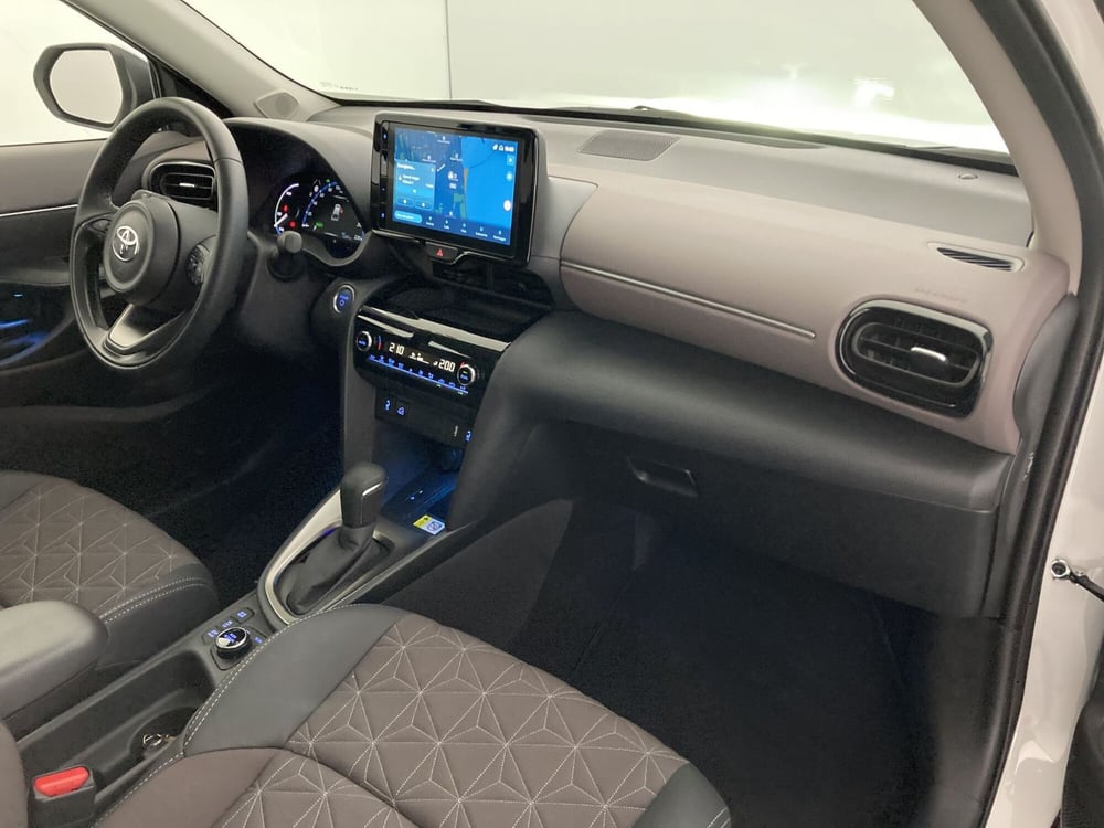 Toyota Yaris Cross usata a Barletta-Andria-Trani (18)