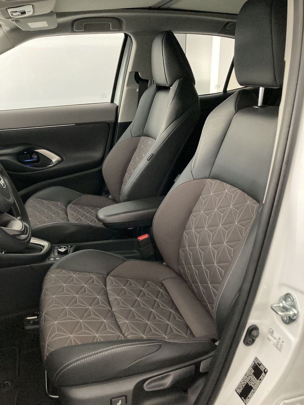 Toyota Yaris Cross usata a Barletta-Andria-Trani (9)