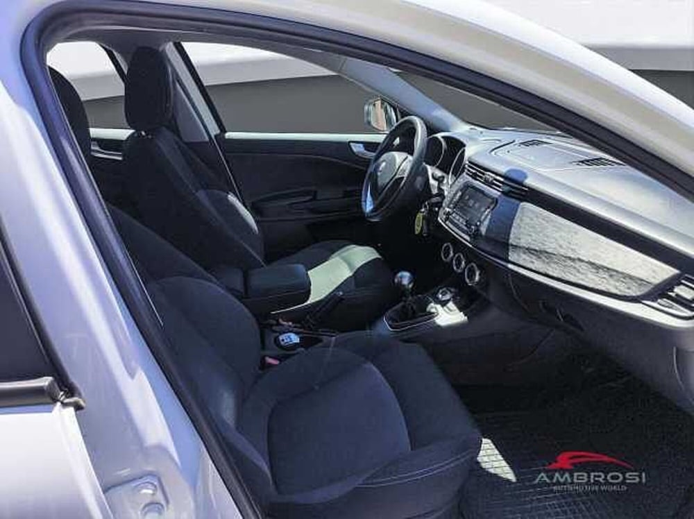 Alfa Romeo Giulietta usata a Perugia (13)