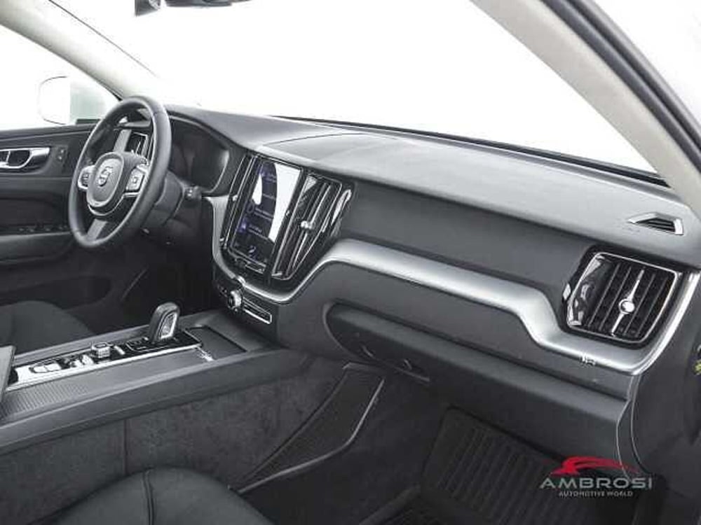 Volvo XC60 usata a Viterbo (12)