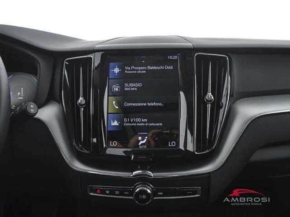 Volvo XC60 usata a Viterbo (18)