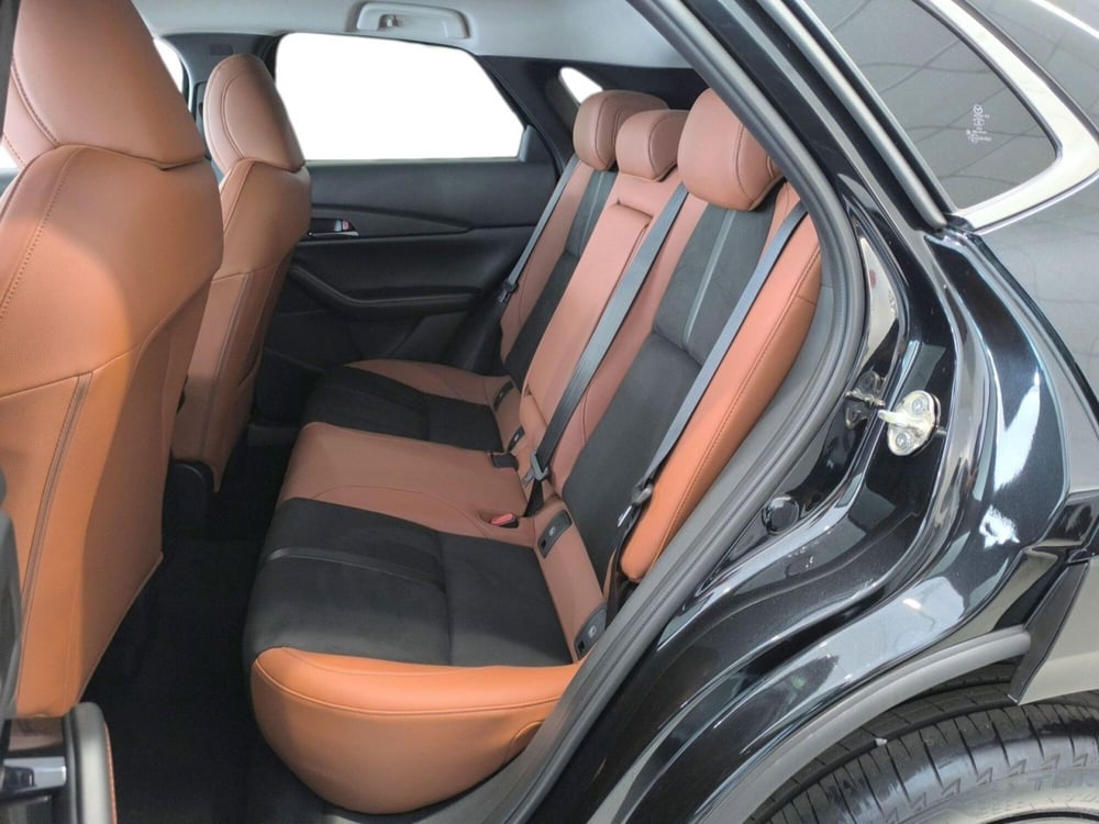Mazda CX-30 nuova a Udine (9)
