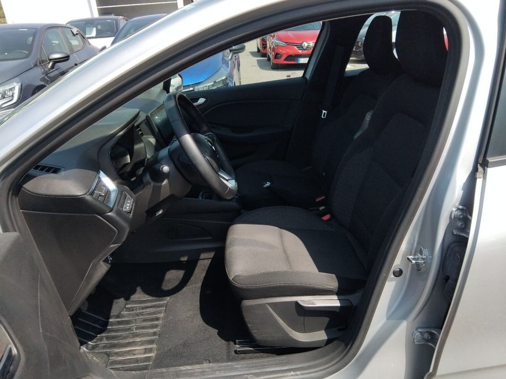 Renault Clio usata a Latina (13)
