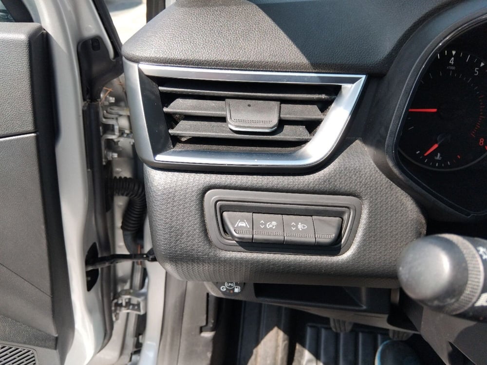 Renault Clio usata a Latina (14)