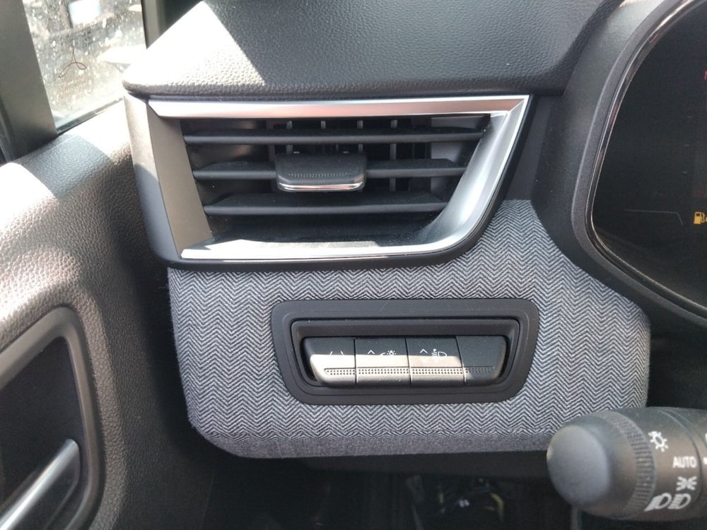 Renault Clio usata a Latina (13)