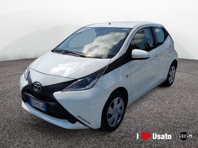Toyota Aygo 1.0 VVT-i 69 CV 5 porte x-cite del 2015 usata a Latina