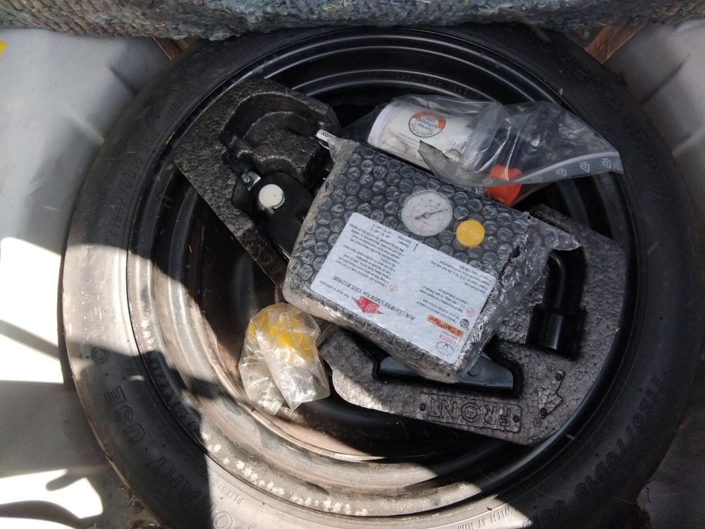 Toyota Aygo usata a Latina (11)