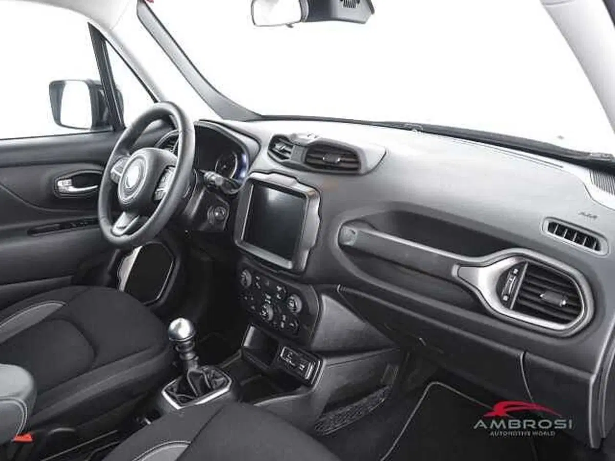 Jeep Renegade usata a Viterbo (12)