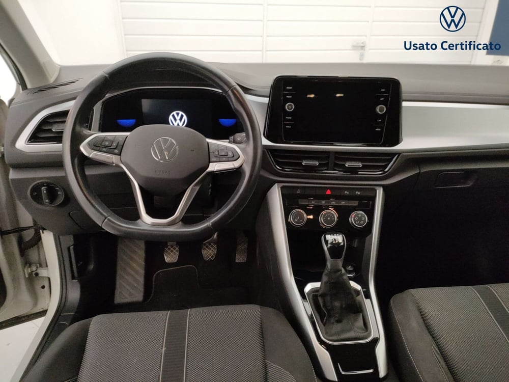 Volkswagen T-Roc usata a Varese (12)