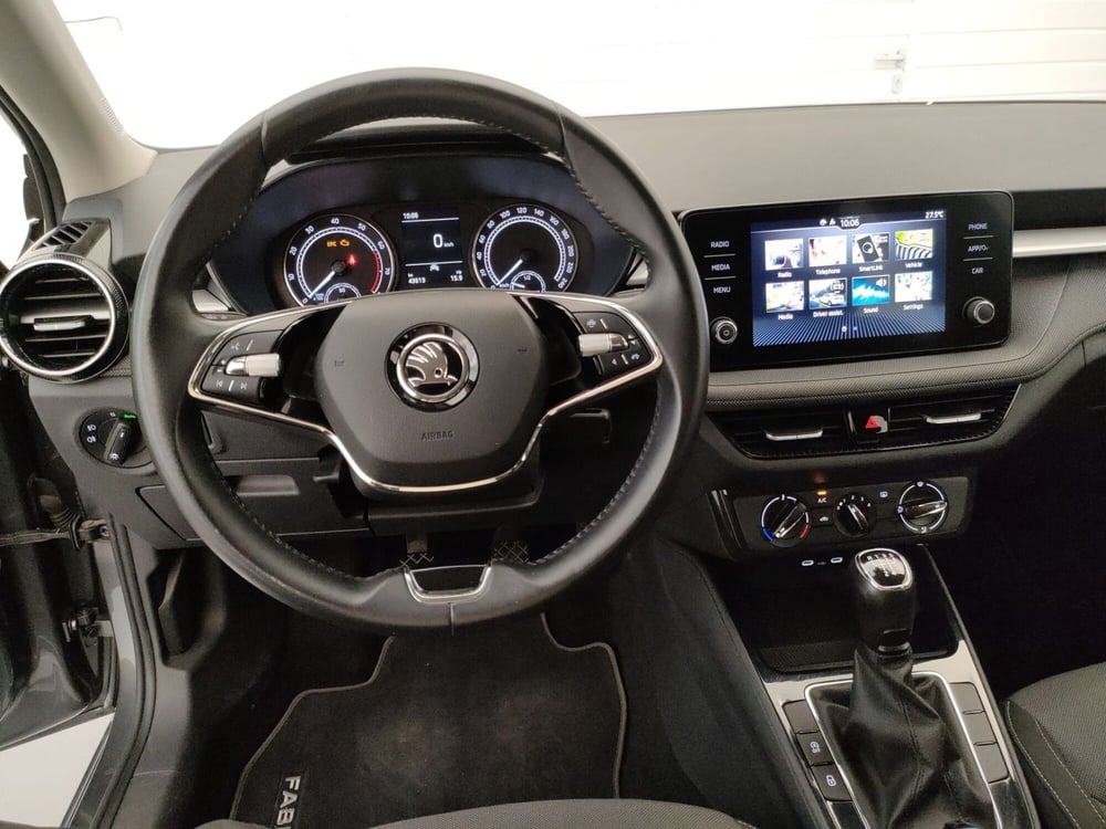 Skoda Fabia usata a Varese (14)