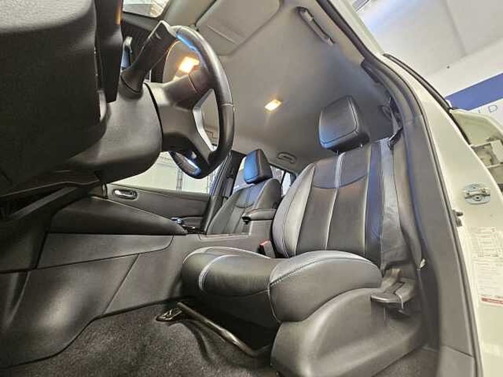 Nissan Leaf usata a Caserta (13)