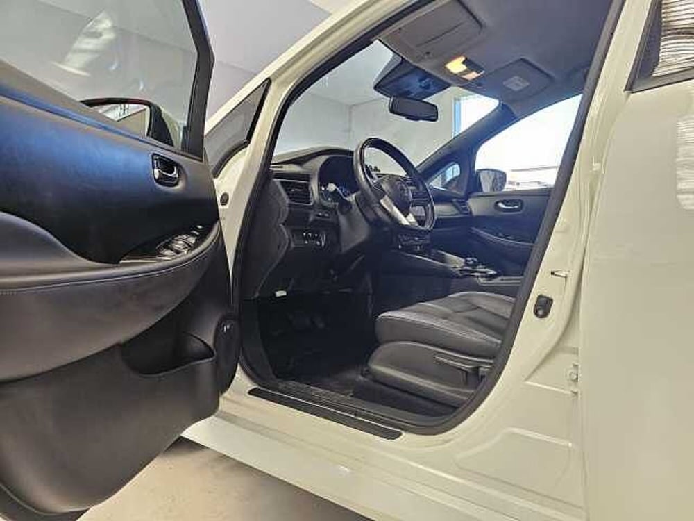 Nissan Leaf usata a Caserta (9)